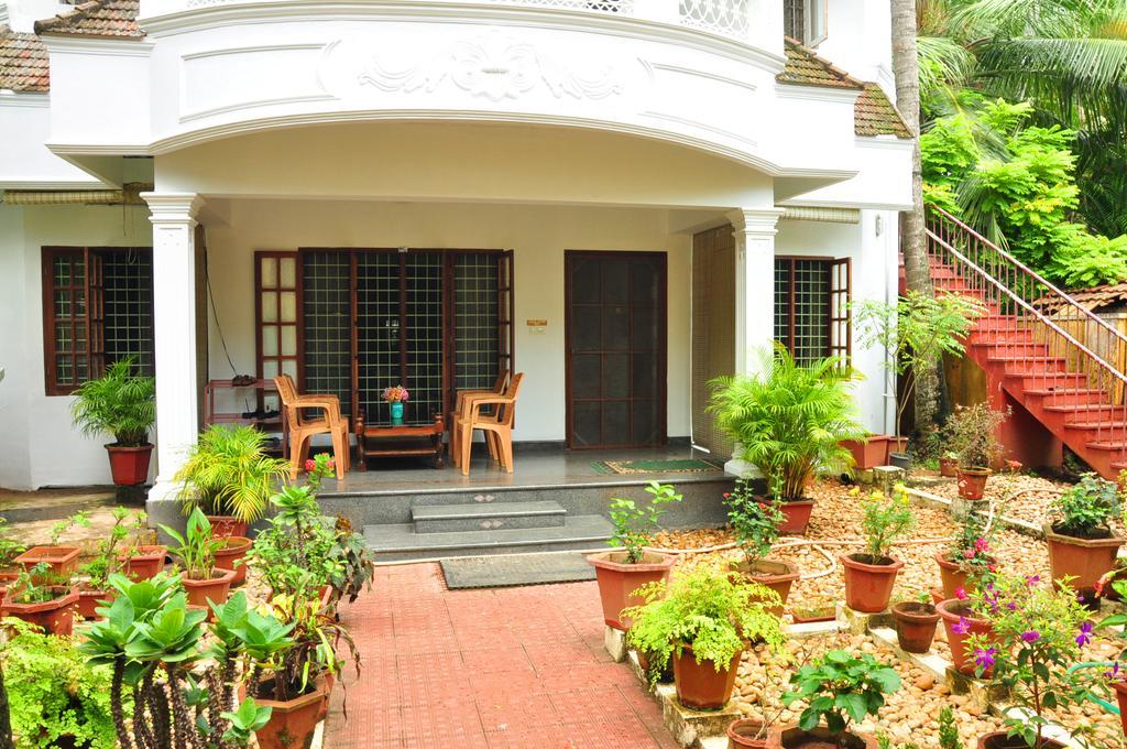 Peniel Residency Apartment Kochi Exterior photo